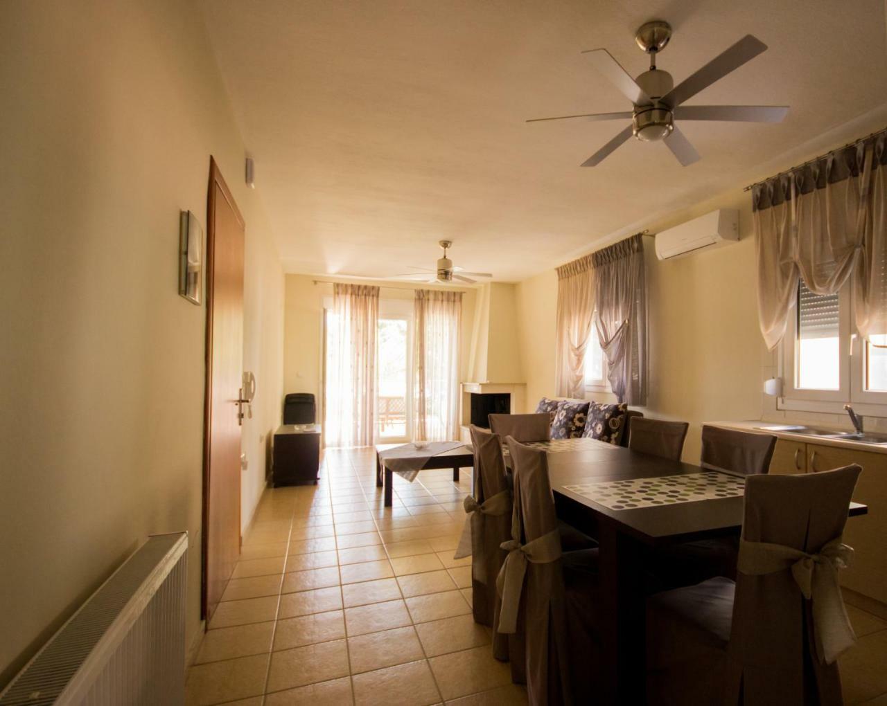 Keramoti Luxury Apartments ภายนอก รูปภาพ